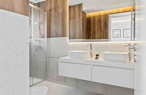 Historical Center Apartment | Phaedrus Living: Limassol Seaside Residences 04