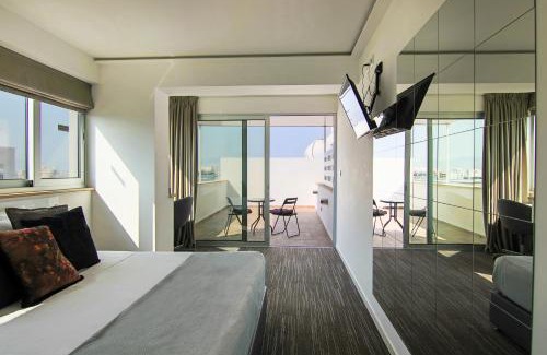 Acropolis Apartment | Phaedrus Living: Luxury Suite Nicosia 503