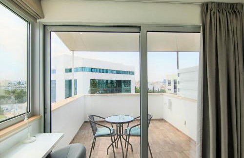 Acropolis Apartment | Phaedrus Living: Luxury Suite Nicosia 507