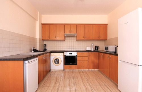 Universal Apartment | Phaedrus Living: Universal City Flat Alina