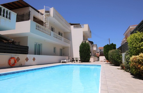 Universal Apartment | Phaedrus Living: Universal City Flat Alina