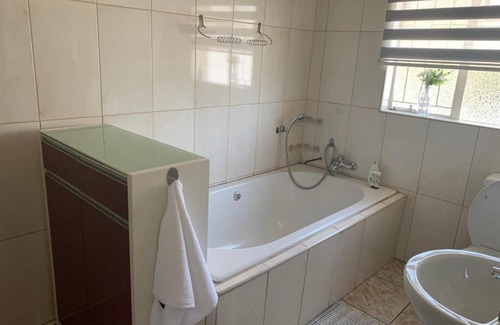 Alberton Apartment | Phantom view