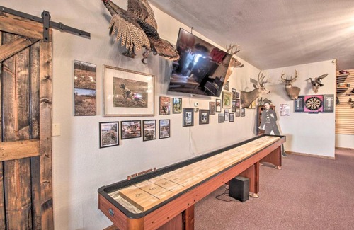 Dawn House | Pheasant Game Farm Missouri Vacation Rental!