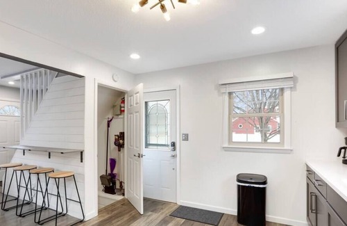 Crystal House | Phenomenal 2 Story Gem l Ping Pong Table