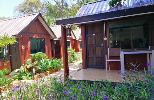 Ko Phi Phi Resort | Phi Phi Long Beach Bungalow ( Had Yao)