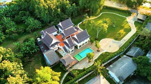 Pa Tan Villa | Phi Private Villa: Luxury Thai with Riverview