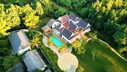Pa Tan Villa | Phi Private Villa: Luxury Thai with Riverview