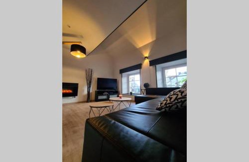 Erezee House | "Philled With Love" by Phils Cottages