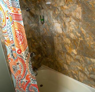 West Philadelphia Hotel | Philly Inn & Suites