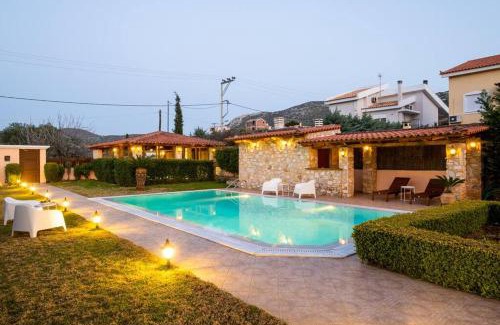 Palaia Fokaia Villa | Phoceus Poolfront Grande Villa