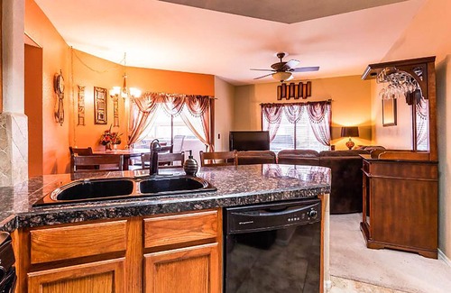 Maryvale Condo | Phoenix Desert Oasis Getaway - 2-BR, 2 Bth - Desert Breeze Villas Condo AZ