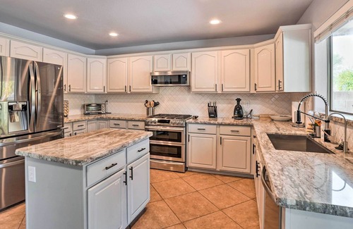 Fireside at Norterra House | Phoenix House w/ Fire Pit & Seasonal Hot Tub!