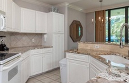 Orange Beach Condo | Phoenix on the Bay by Brett Robinson Vacations
