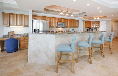 Orange Beach Condo | Phoenix On The Bay 1333 - Poseidon House 5 Bedroom Condo