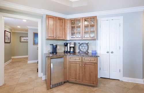 Orange Beach Condo | Phoenix On The Bay 1333 - Poseidon House 5 Bedroom Condo