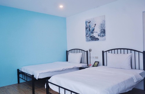 Puerto Galera Resort | Phoenix PG Diving Resort (Twin/Single Bed Room)