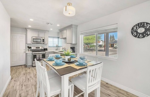 Coronado House | Phoenix Retreat, Main House and Casita, Sleeps 8