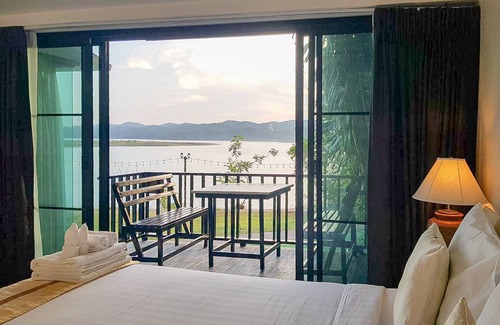 Sangkhla Buri Hotel | Phornpailin Riverside Resort