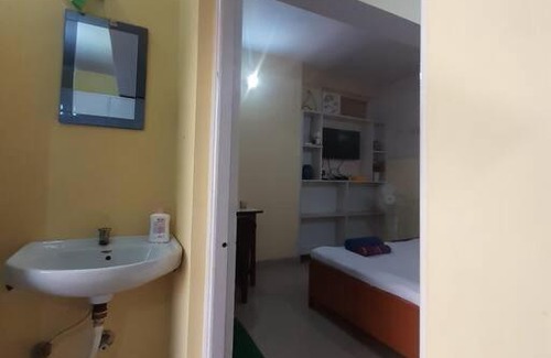 The Mall Road Apartment | PHS 101