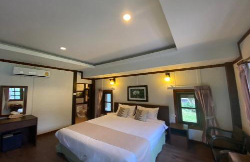 Pong Yaeng Hotel | Phu Ing Fah Resort