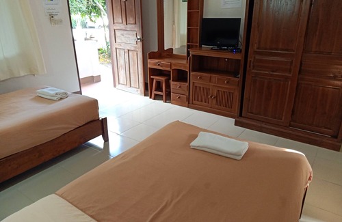 Ban Tom Hotel | Phumchan Place Hotel