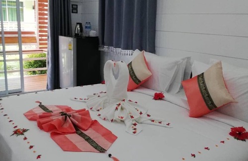 Ko Mook Hotel | Phumiphat Resort Koh Mook