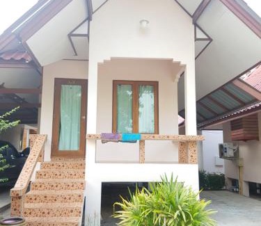 Khanom House | Phuphat Beach Resort
