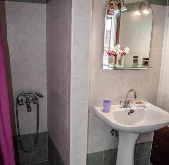 Kakovatos House | Phyllida Guest House - M4