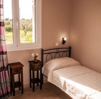 Kakovatos House | Phyllida Guest House - M4