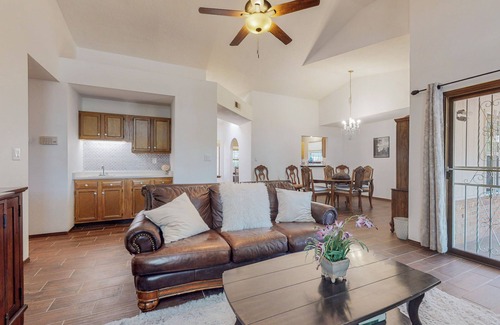 Taylor Ranch House | Piazza Di Coppice - A beautifully overgrown brick home!