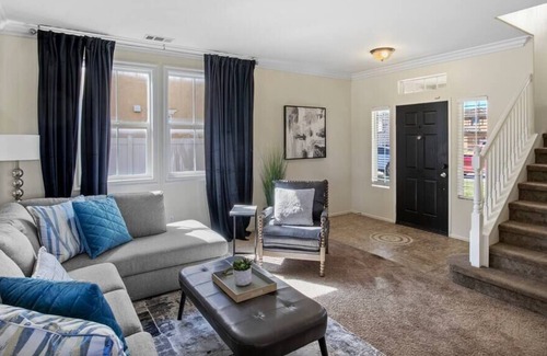 Beaumont House | Picard Place - Comfortable stay in Beaumont