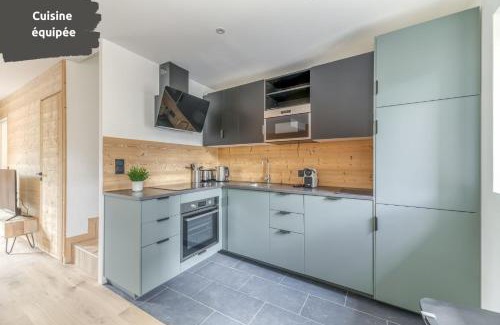 Le Bourg-d'Oisans Apartment | PicBlanc - Duplex - Chaleureux - Balcon