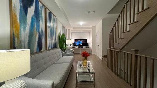 Pickering House | Pickering New Seaton Elegant Residence