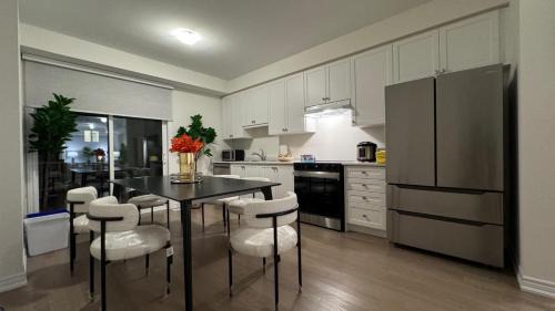Pickering House | Pickering New Seaton Elegant Residence