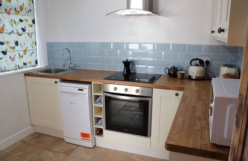 Barnoldswick House | Pickles Cottage near Skipton, Yorkshire Dales, England - 2-bed, sleeps 3 - Wifi