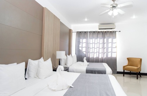 Belize City Hotel | Pickwick Park View Hotel