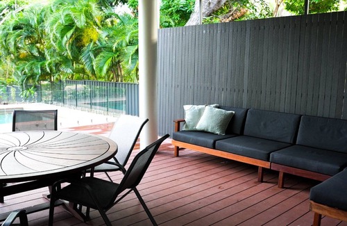 Picnic Bay House | Picnic House, luxurious tropical house
