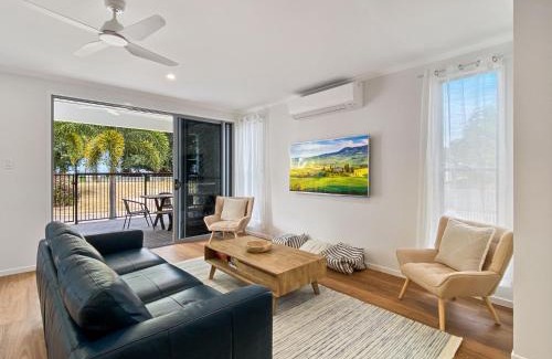 Picnic Bay House | Picnic Point