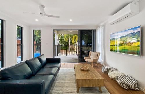 Picnic Bay House | Picnic Point