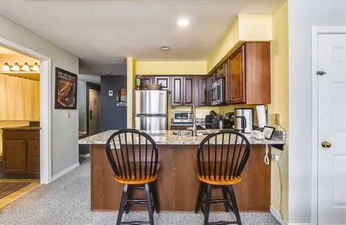 Killington Condo | Pico F305 Ski right to the lifts at Pico Vaulted ceilings Light and Bright. (please note this unit has NO AIR CONDITIONING)