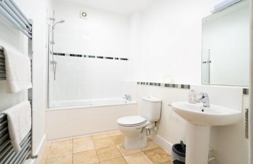 Norwich Apartment | Picturesque location with Parking 2 bedroom Apartment
