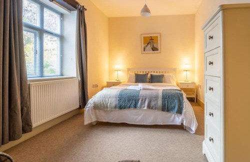 Norwich Apartment | Picturesque location with Parking 2 bedroom Apartment