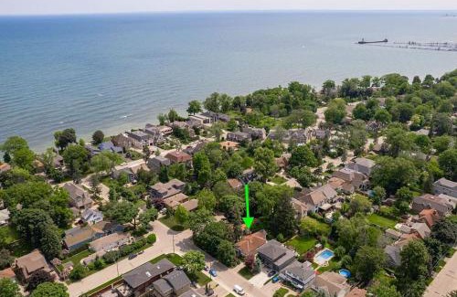 Port Credit House | Picturesque & Serene Gem in Port Credit - Steps to Lake - Backyard