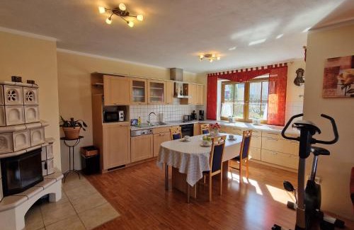 Neunburg vorm Wald Apartment | Piece of Greece