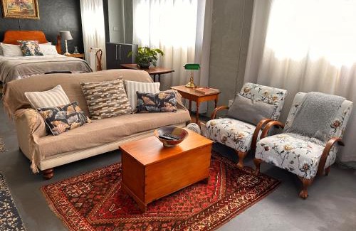 Hilton Apartment | Pied Cow Cottage