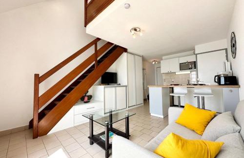 Port-Louis Apartment | Pieds dans l'eau ! T2 Top Cosy Vue mer 180