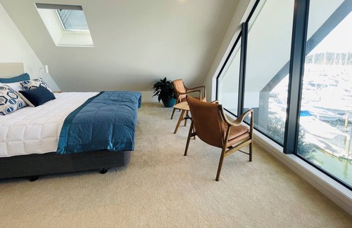 Opua Cottage | Pier E Pad - Scenic Opua Holiday Apartment