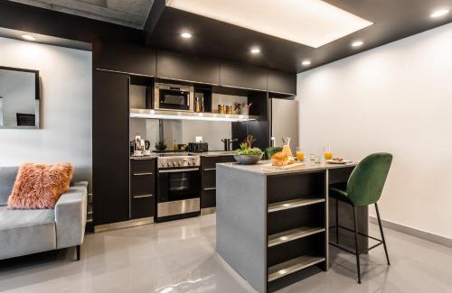 Shaughnessy Village Apartment | Pierce Boutique Apartments by Simplissimmo
