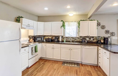 Pierre House | Pierre Vacation Rental w/Grill & Fenced Yard