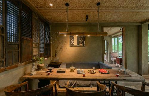 Yi County House | Pig's Inn Bishan Oil Factory